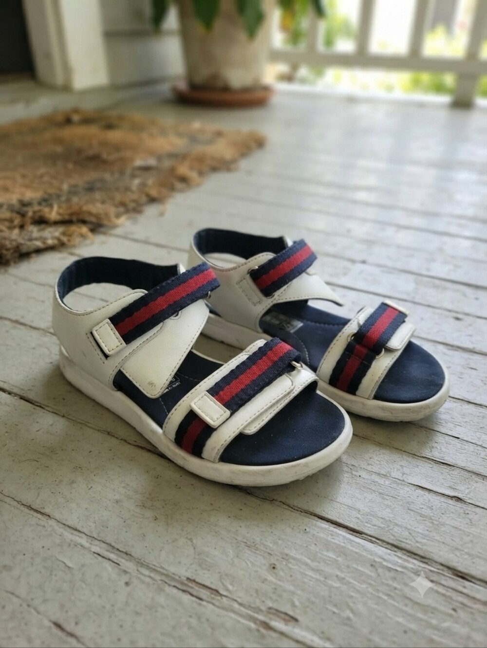 Gucci Kids Web Stripe Strap Leather Sandals​Details​